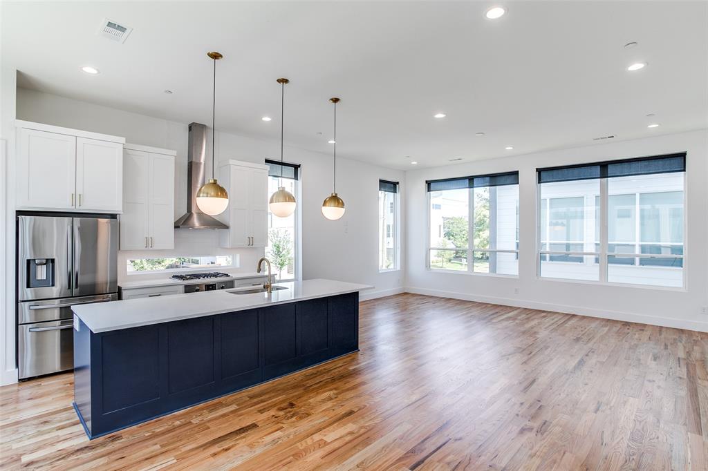 Ross Ave Heights - Residential Lease