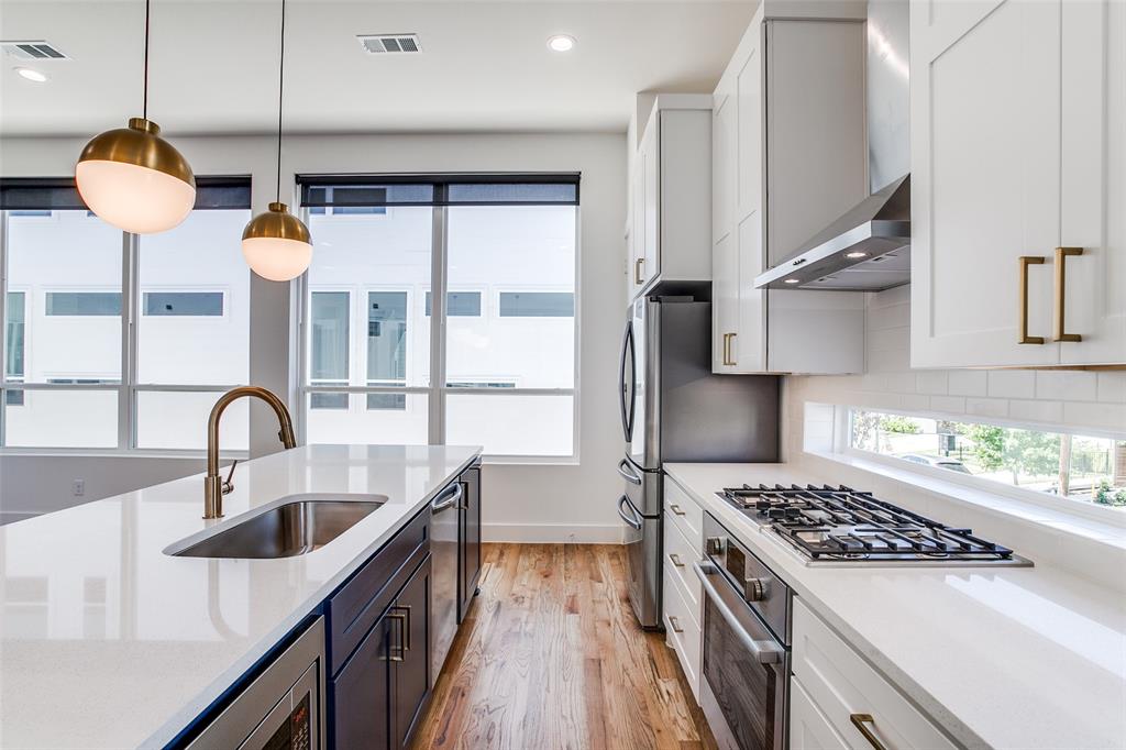 Ross Ave Heights - Residential Lease