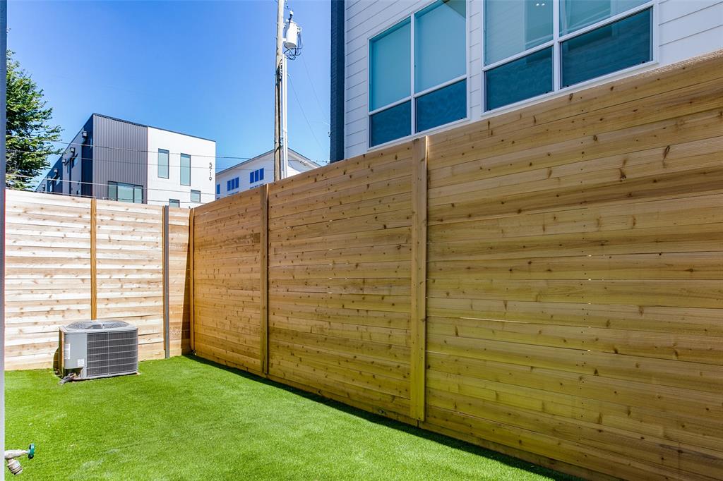 Ross Ave Heights - Residential Lease