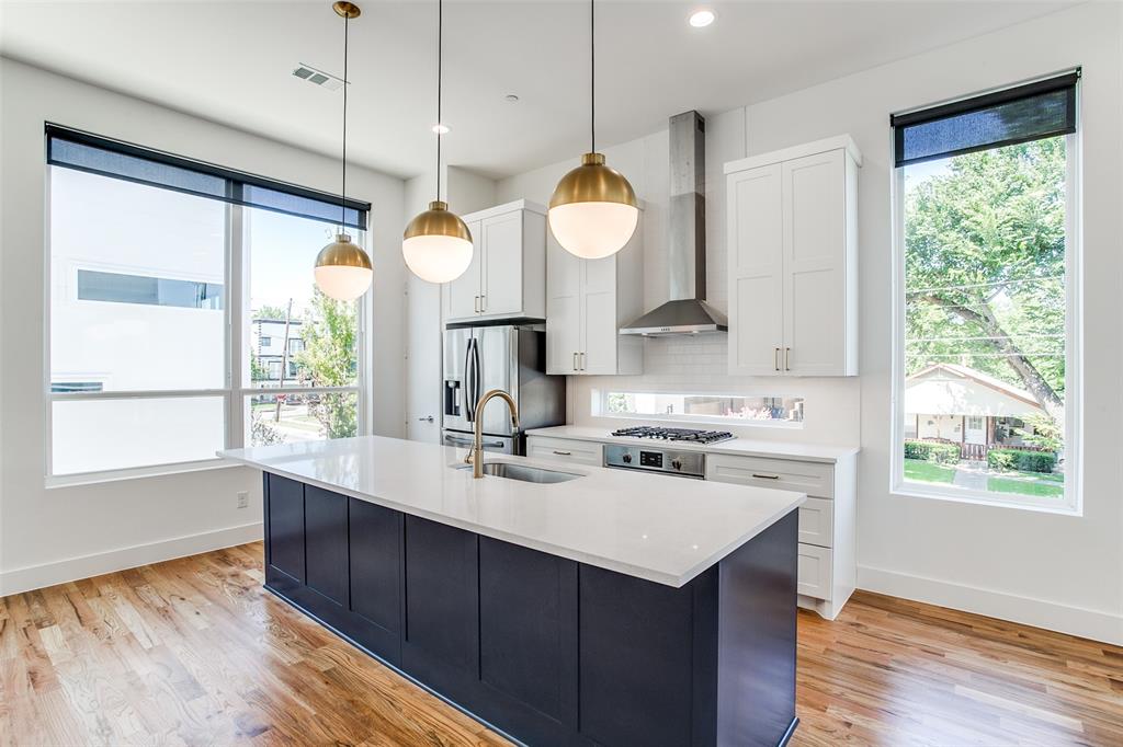 Ross Ave Heights - Residential Lease