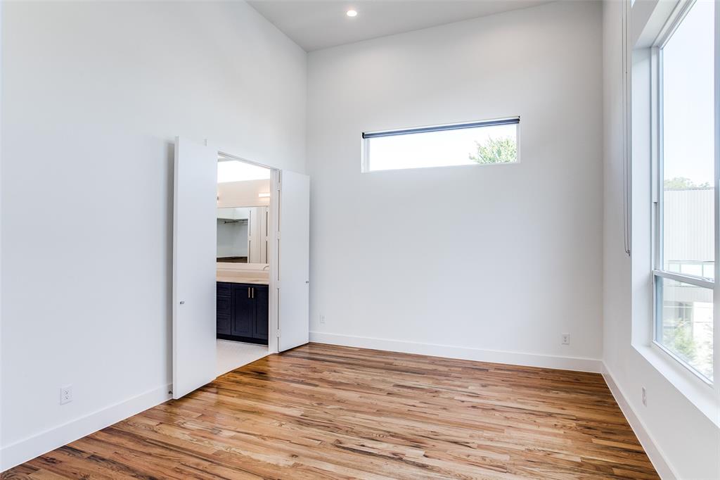 Ross Ave Heights - Residential Lease