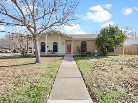 A home in Burleson