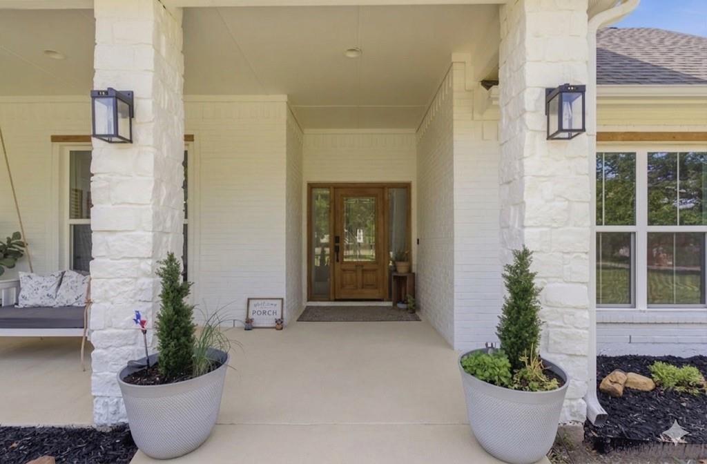 330 Pecan Hollow Circle