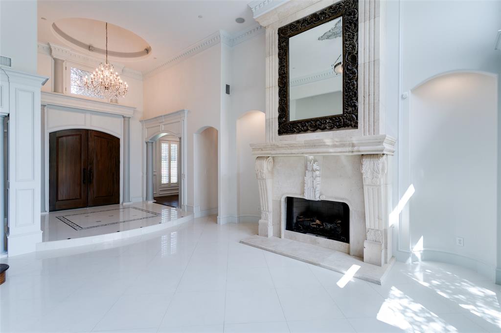 MONTICELLO ADDITION-SOUTHLAKE BLOCK 3 LOT 11 - Residential