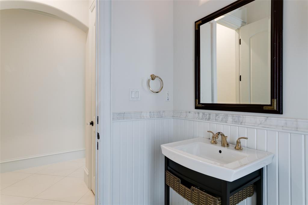 MONTICELLO ADDITION-SOUTHLAKE BLOCK 3 LOT 11 - Residential