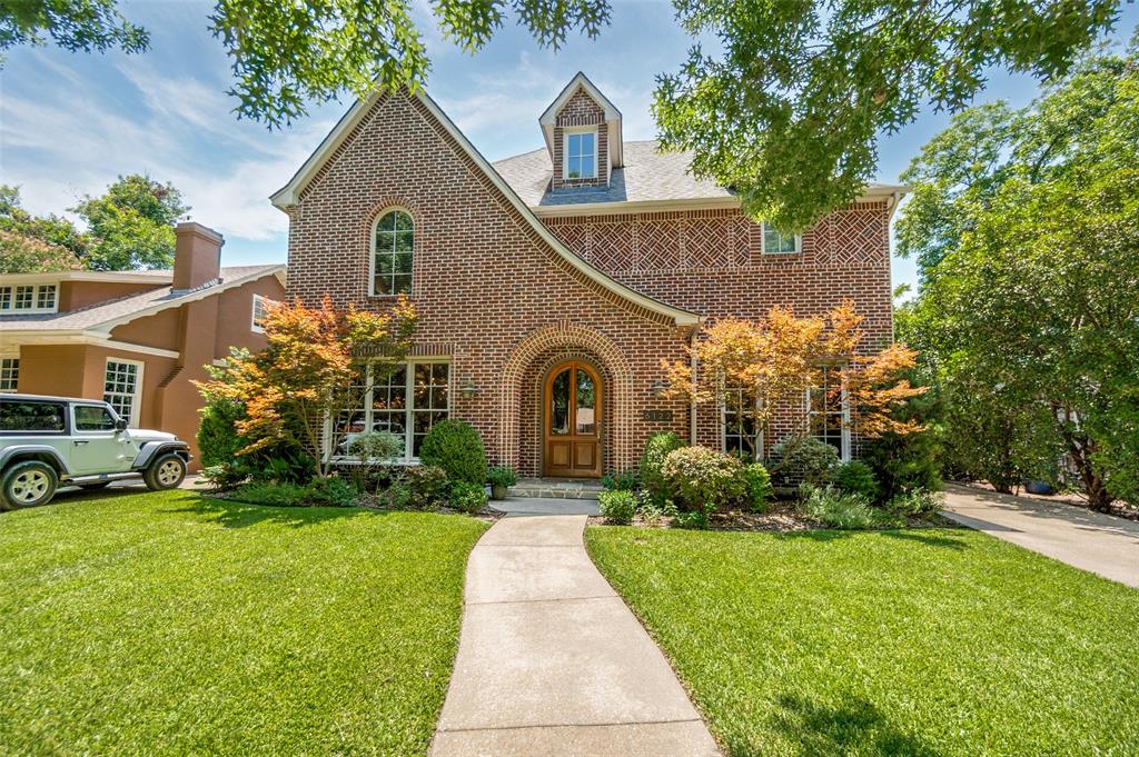 6122 Bryan Parkway
