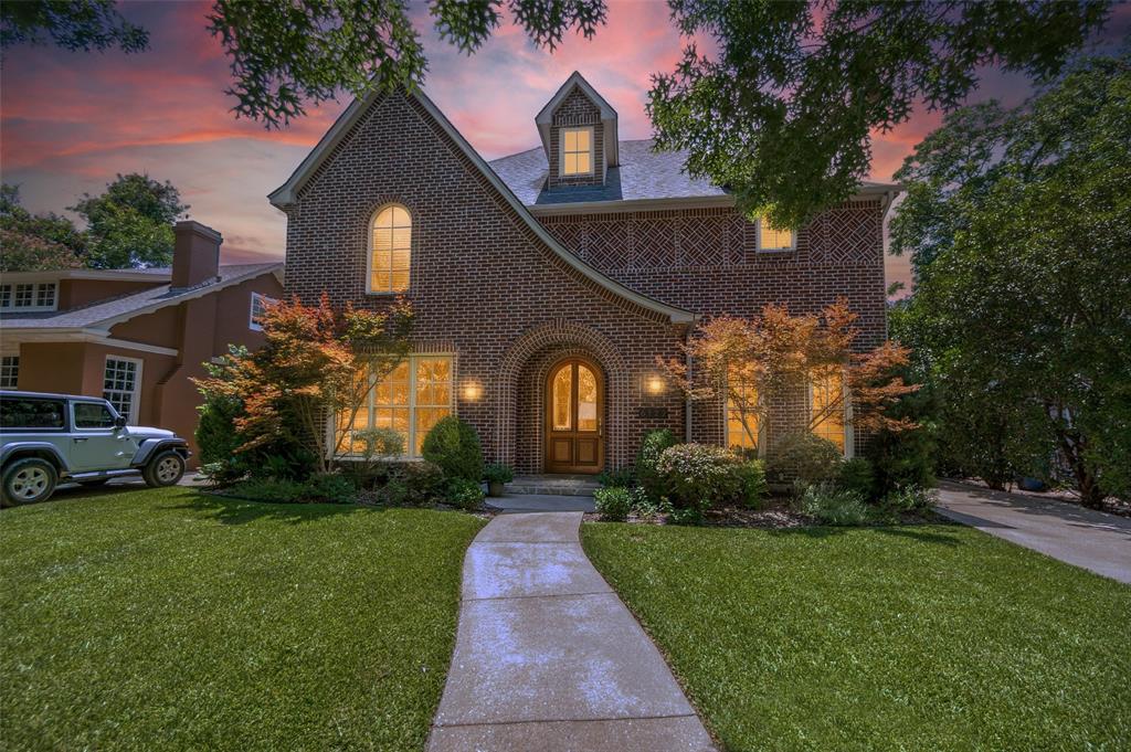 6122 Bryan Parkway