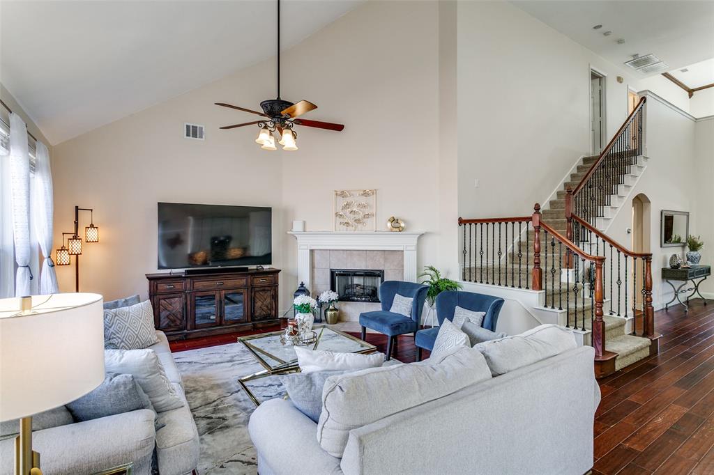 1201 Valley Vista Drive