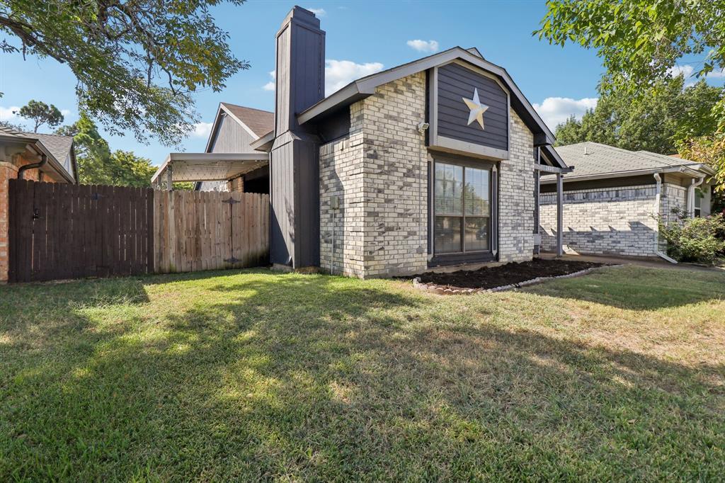 2446 E Timberview Lane