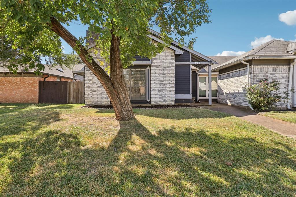 2446 E Timberview Lane