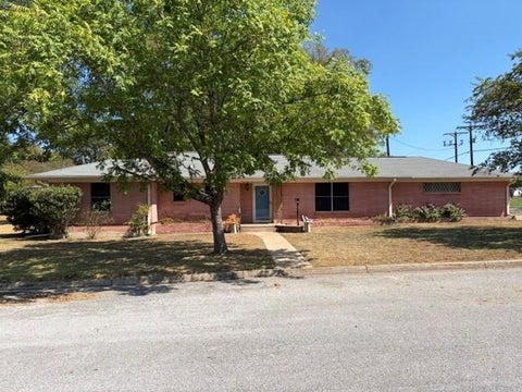 Photo of 301 Hart Street, Quitman, TX 75783 (MLS # 21394387)