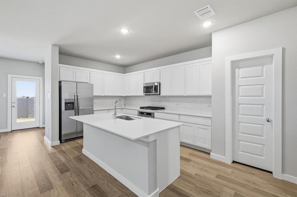 Madero - Residential Lease