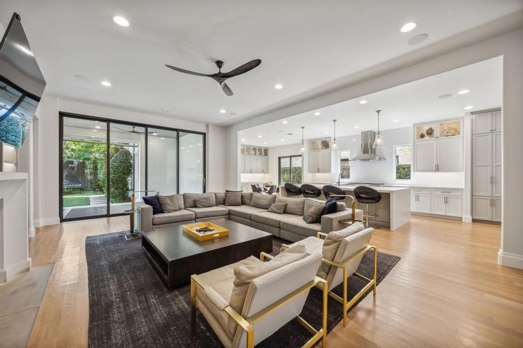 Caruth Hills 07 - Residential