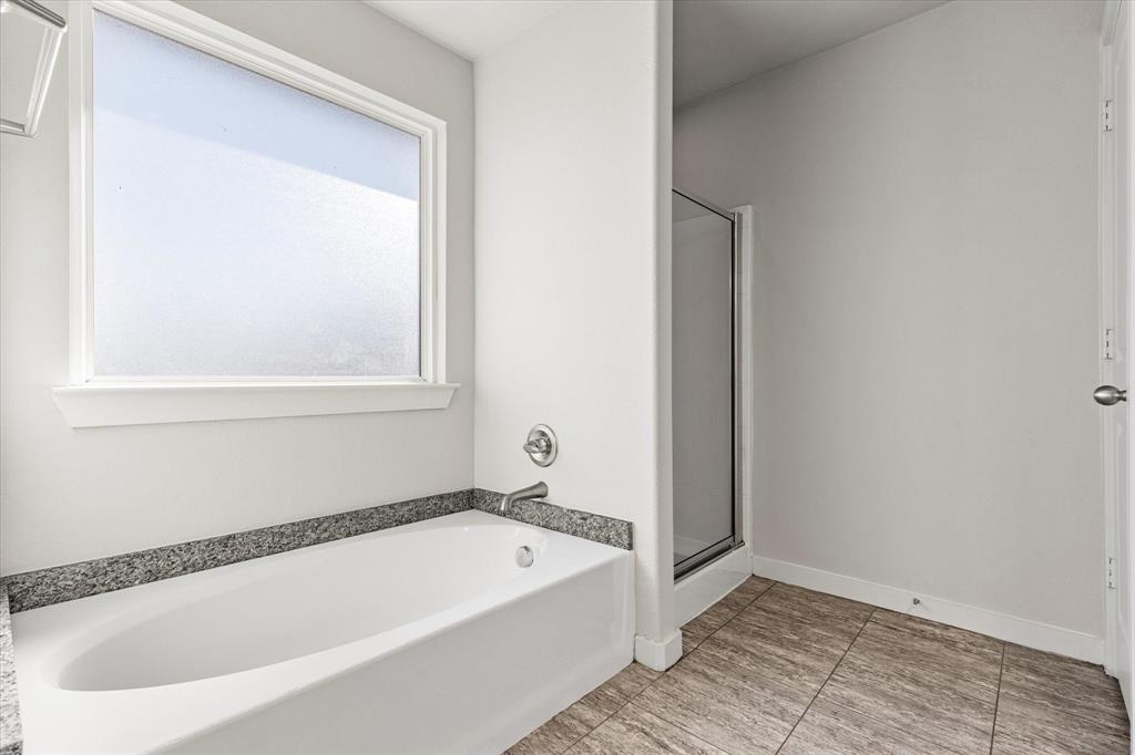 Parkway Village 02 - Residential Lease