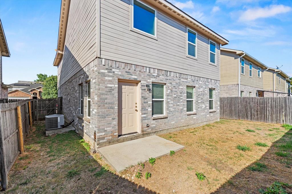 Parkway Village 02 - Residential Lease