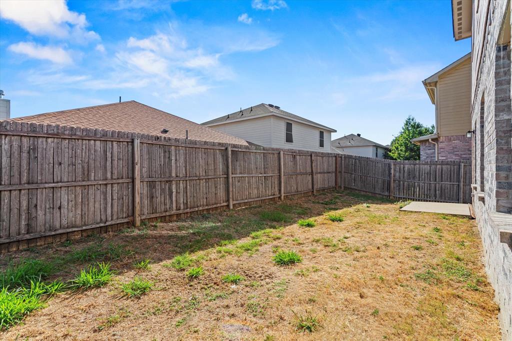 Parkway Village 02 - Residential Lease