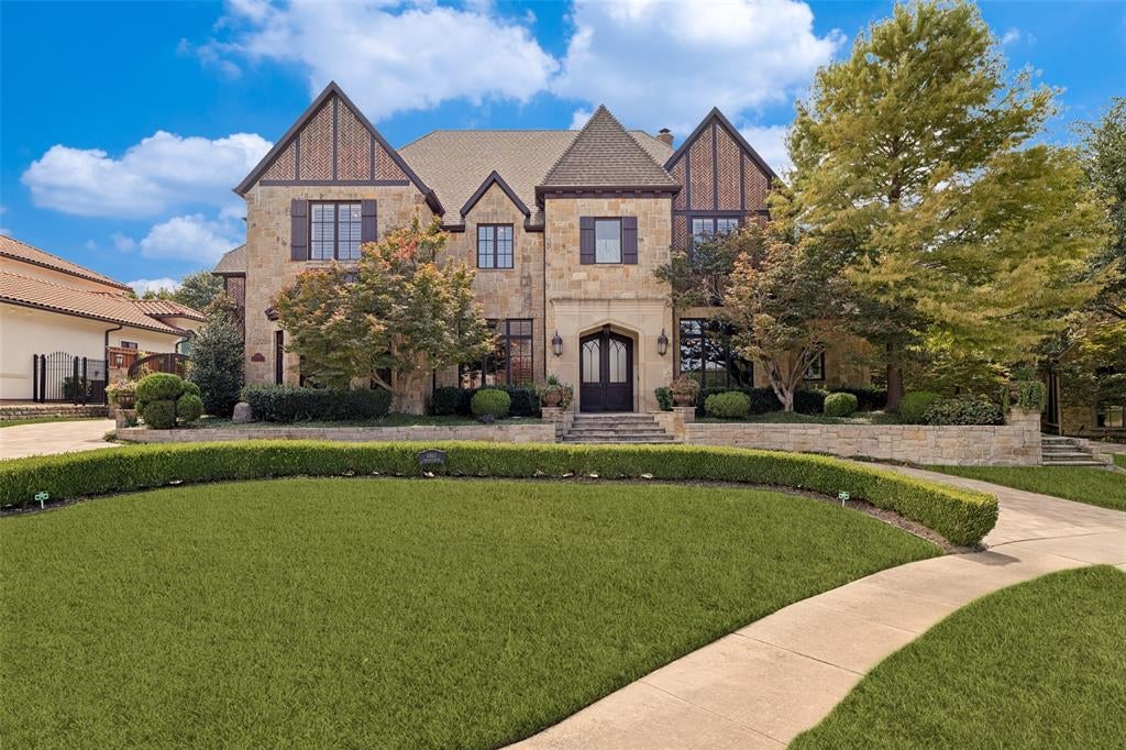 4865 Orchard Park Drive