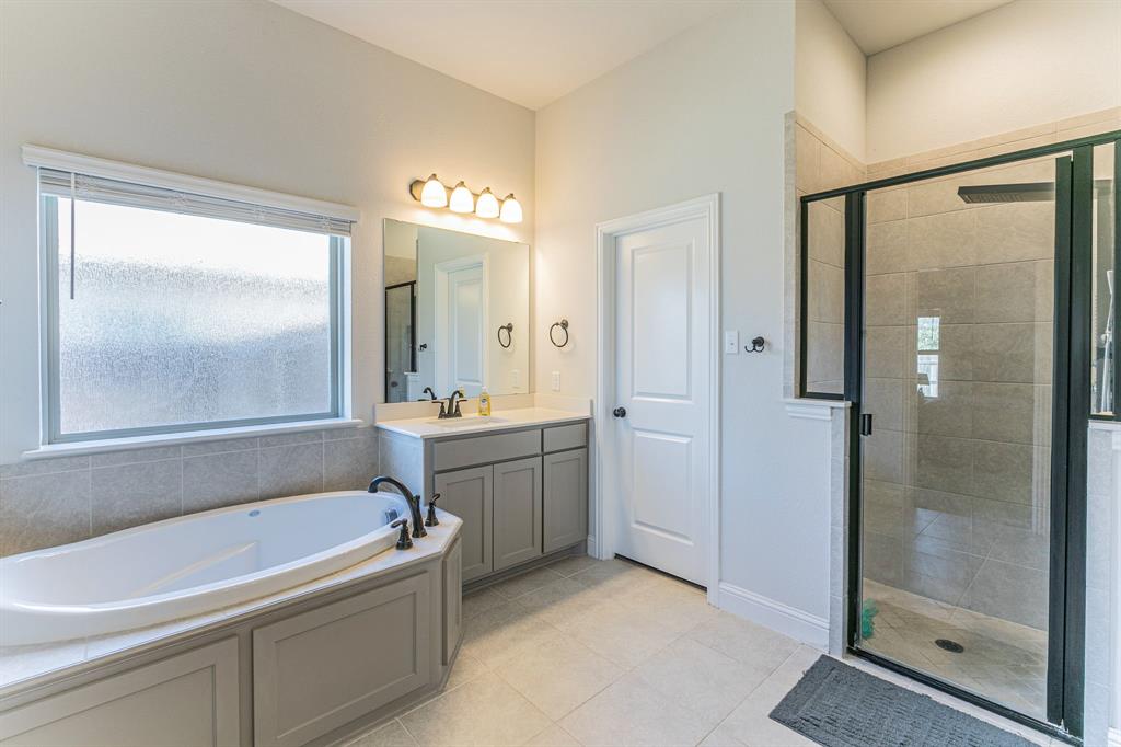 Trails of Oakridge - Residential