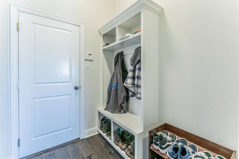 Tiny photo for 325 Woodhaven Trail, McGregor, TX 76657 (MLS # 21197463)