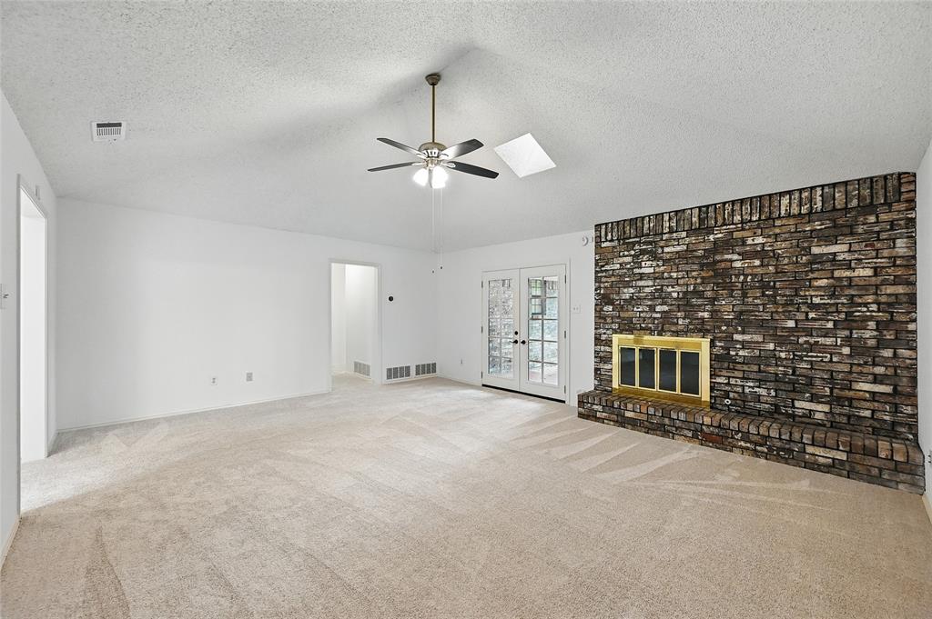 Denton, Texas 76201, United States, 3 Bedrooms Bedrooms, ,2 BathroomsBathrooms,Residential,Active,170709