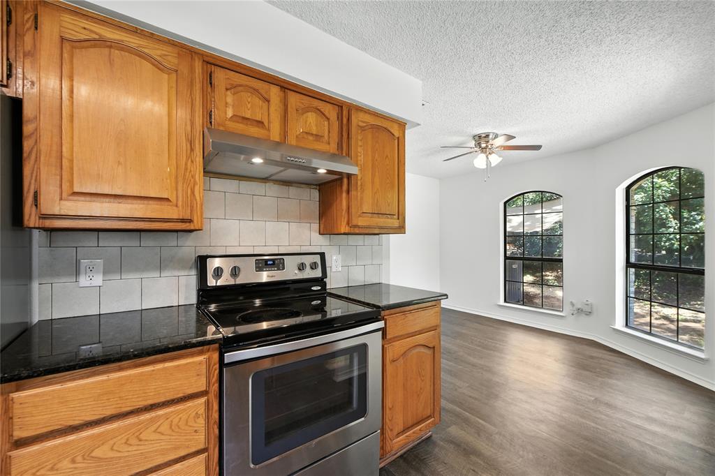 Denton, Texas 76201, United States, 3 Bedrooms Bedrooms, ,2 BathroomsBathrooms,Residential,Active,170709