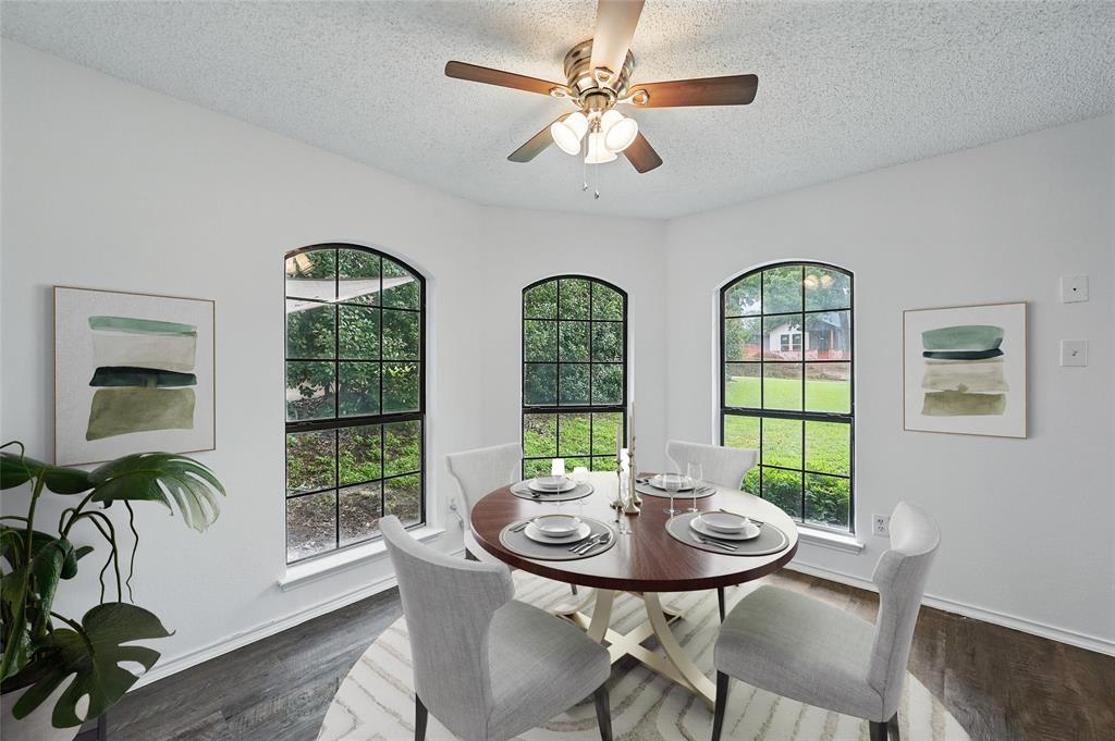 Denton, Texas 76201, United States, 3 Bedrooms Bedrooms, ,2 BathroomsBathrooms,Residential,Active,170709