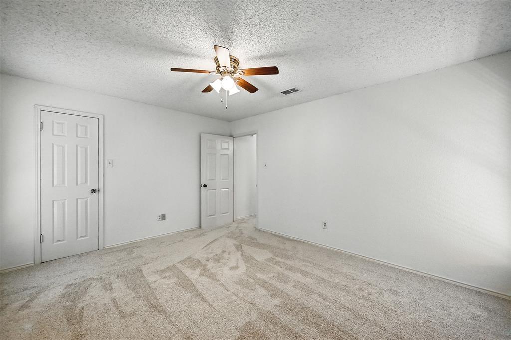 Denton, Texas 76201, United States, 3 Bedrooms Bedrooms, ,2 BathroomsBathrooms,Residential,Active,170709