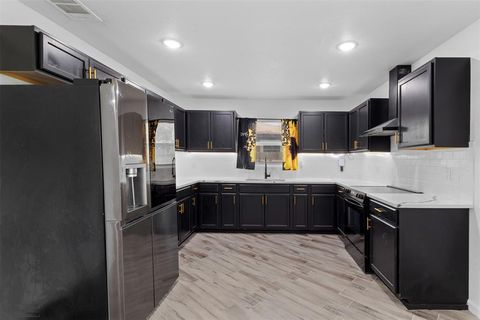 Tiny photo for 1035 Warden Street, Benbrook, TX 76126 (MLS # 21210315)