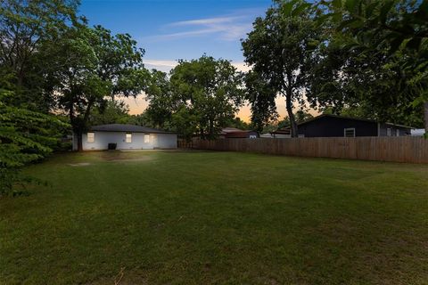 Tiny photo for 1035 Warden Street, Benbrook, TX 76126 (MLS # 21210315)