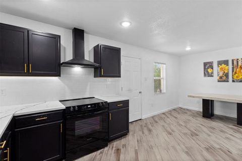 Tiny photo for 1035 Warden Street, Benbrook, TX 76126 (MLS # 21210315)