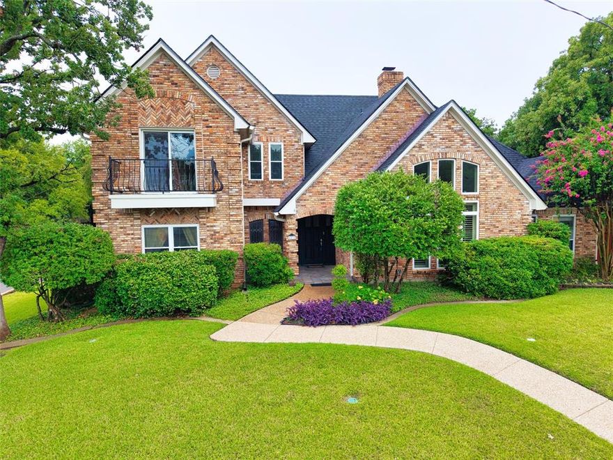 Do not miss out on this outstanding home only steps away from Lake Arlington in the heart of the Martin High School attendance zone. Enjoy our smartly landscaped corner lot complimented by mature trees. We offer easy access to Downtown Fort Worth, DFW Airport, I-20, The Bush and Arlington Entertainment Zone. Vacant and ready to go, all you have to do is turn the key and enjoy this wonderful home. How many homes can offer you 5 full baths, wow! Our oversized island kitchen is accented by granite tops, stainless steel appliances, 2 pantries, endless counter and storage space and a spacious eating area. The spacious first-floor primary suite boasts a charming bay window, a cozy sitting area, and generous floor space. The luxurious ensuite bath offers dual walk-in closets, separate vanities, a relaxing jetted tub, and a separate glass-enclosed shower—designed for both comfort and convenience. We offer 2 king size living areas both perfect for entertaining and just relaxing both are accented by a fireplace. The downstairs 4th bedroom is perfect for guests, kids or a home office with adjacent full bath. The formal dining can also function as a flex space. Our 2nd floor features a flex space for kids, 2 spacious bedrooms, one with an ensuite bath along with an additional 2nd full bath in the hall. Our backyard is perfect for relaxing by your own pool with direct access to a full bathroom, covered patio, and a gated area perfect for pets. Looking for extra parking? We offer an oversized 2 car, side entry garage plus 2 additional pads, which should help with teenager's vehicles. Floor plan included in media.