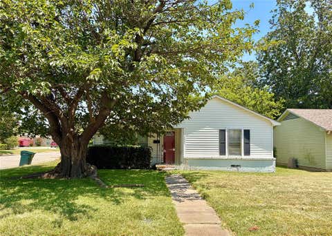 Photo of 2225 N Shannon Street, Sherman, TX 75092 (MLS # 21369626)