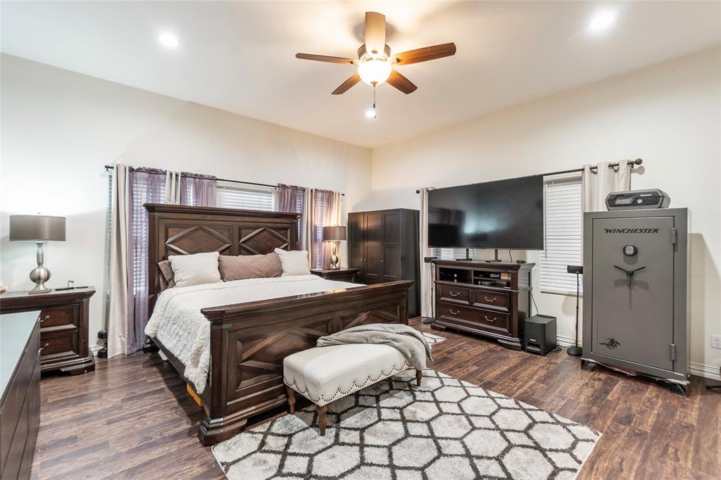 Twin Lakes - Residential