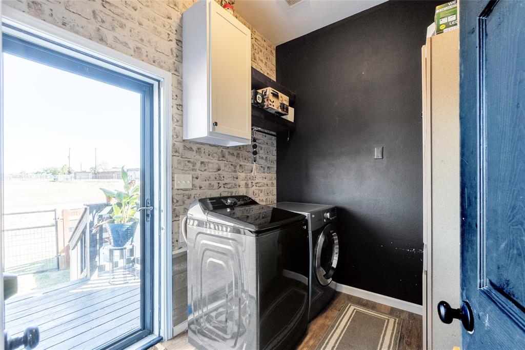 Twin Lakes - Residential