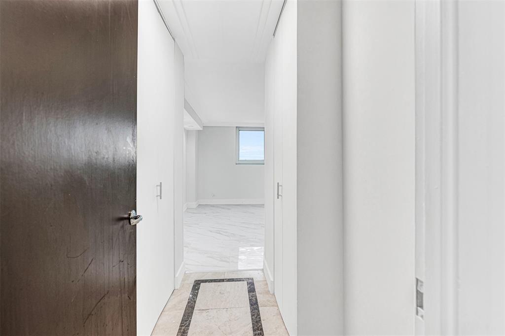 Twenty-One Turtle Crk Condo Projec - Residential