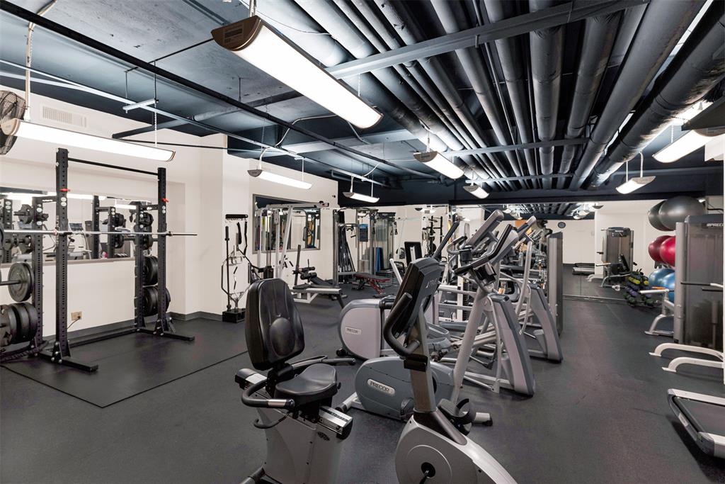 Twenty-One Turtle Crk Condo Projec - Residential