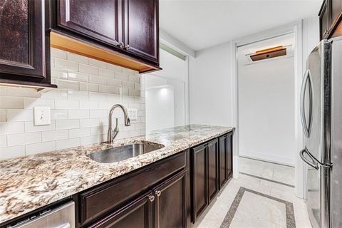 Tiny photo for 3883 Turtle Creek Boulevard #1016, Dallas, TX 75219 (MLS # 21192684)