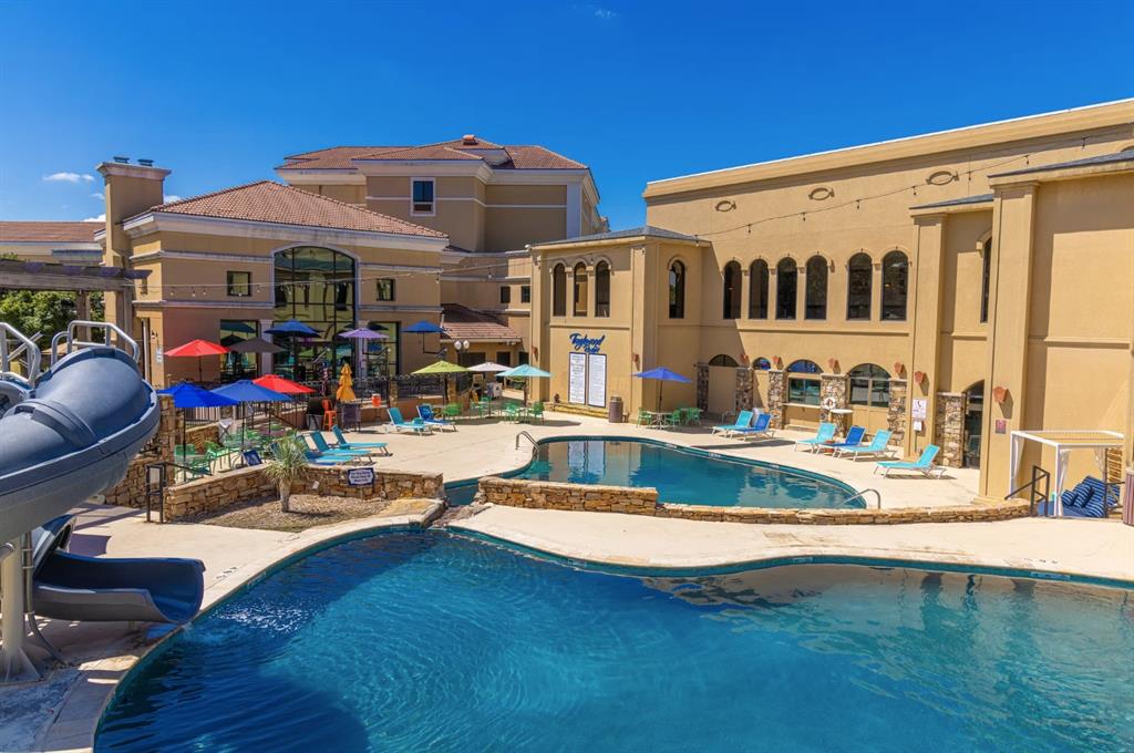 Tanglewood I Condos Bldg D - Residential