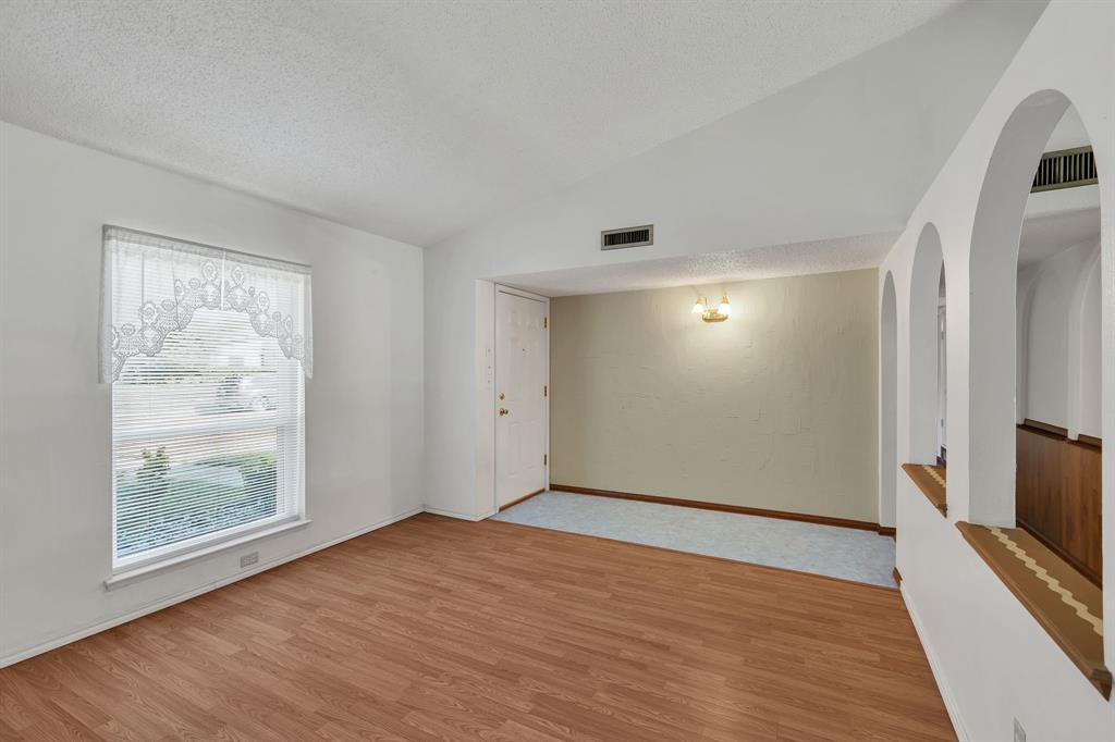 Garland, Texas 75044, United States, 4 Bedrooms Bedrooms, ,2 BathroomsBathrooms,Residential,Active,240749