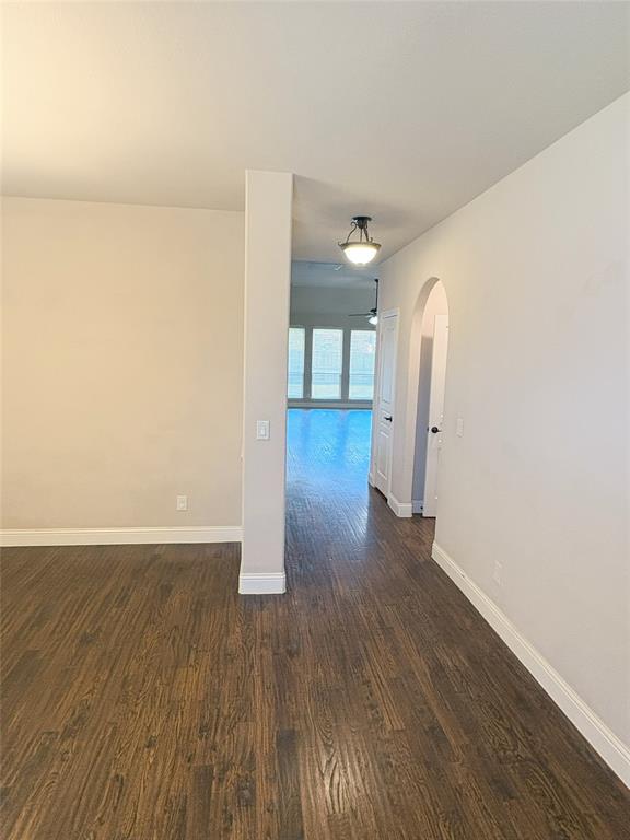 725 Lyndhurst Drive