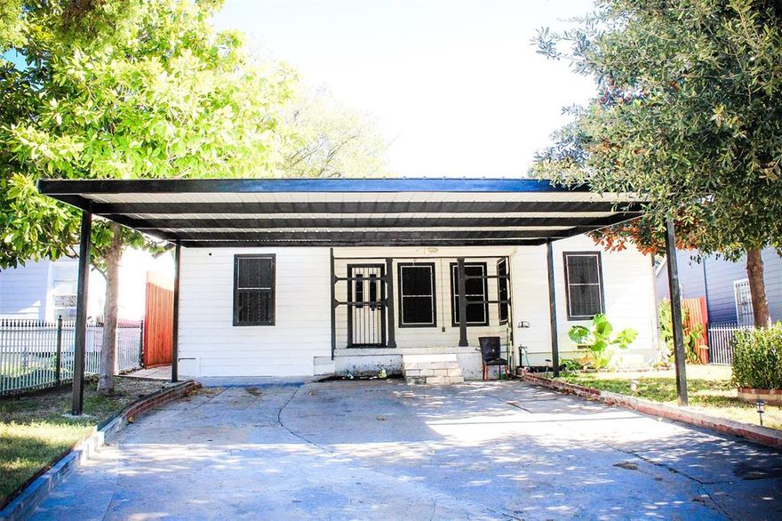 Discover this delightful 3-bedroom, 1-bath home in the heart of Dallas, TX, designed for those who appreciate comfort and convenience. This residence offers a perfect blend of classic charm. With its welcoming ambience, it's ready to be made your very own urban retreat. Step inside to find a warm and inviting living space filled with natural light. The open floor plan seamlessly connects the living room to a cozy dining area, creating an ideal space for both relaxation and entertaining.The three bedrooms provide comfort and a cozy feel. The shared bath has been thoughtfully updated, featuring sleek fixtures and finishes. Outside, the property continues to impress with a generous backyard that offers endless  possibilities for outdoor activities, gardening, or simply basking in the Texas sunshine. Though there is no garage, there is covered carport big enough for two vehicles. Situated in a vibrant Dallas neighborhood, this home enjoys proximity to local shops, dining, and entertainment venues, as well as easy access to major highways for seamless commuting. Whether you're taking a stroll through nearby parks or exploring the lively local community, this property places all the best of Dallas right at your doorstep. Dallas Zoo is just a mile away. Experience the perfect blend of convenience and personal comfort perfect for a starter home. Must see to appreciate.