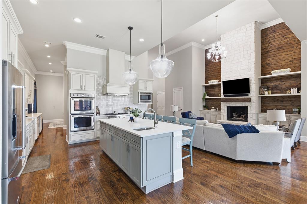 1411 Rainier Drive