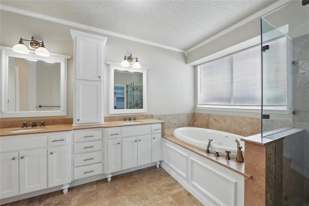 Flower Mound, Texas 75028, United States, 5 Bedrooms Bedrooms, ,4 BathroomsBathrooms,Residential,Active,118193