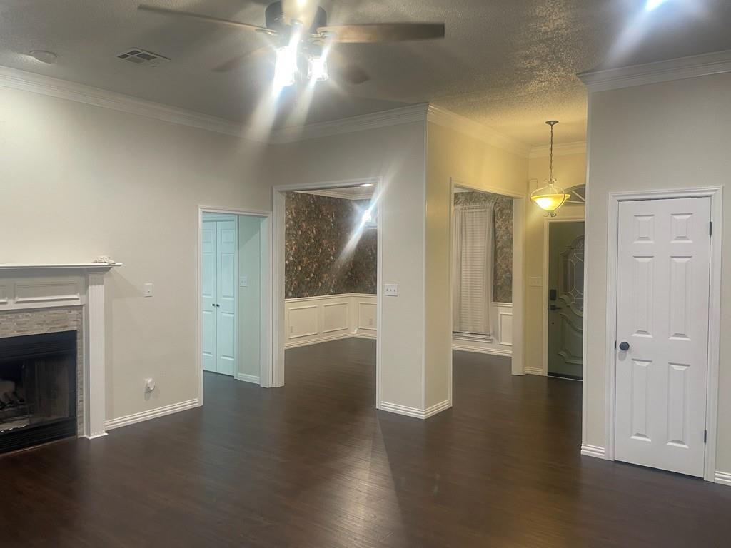 Valley View #4 - Residential