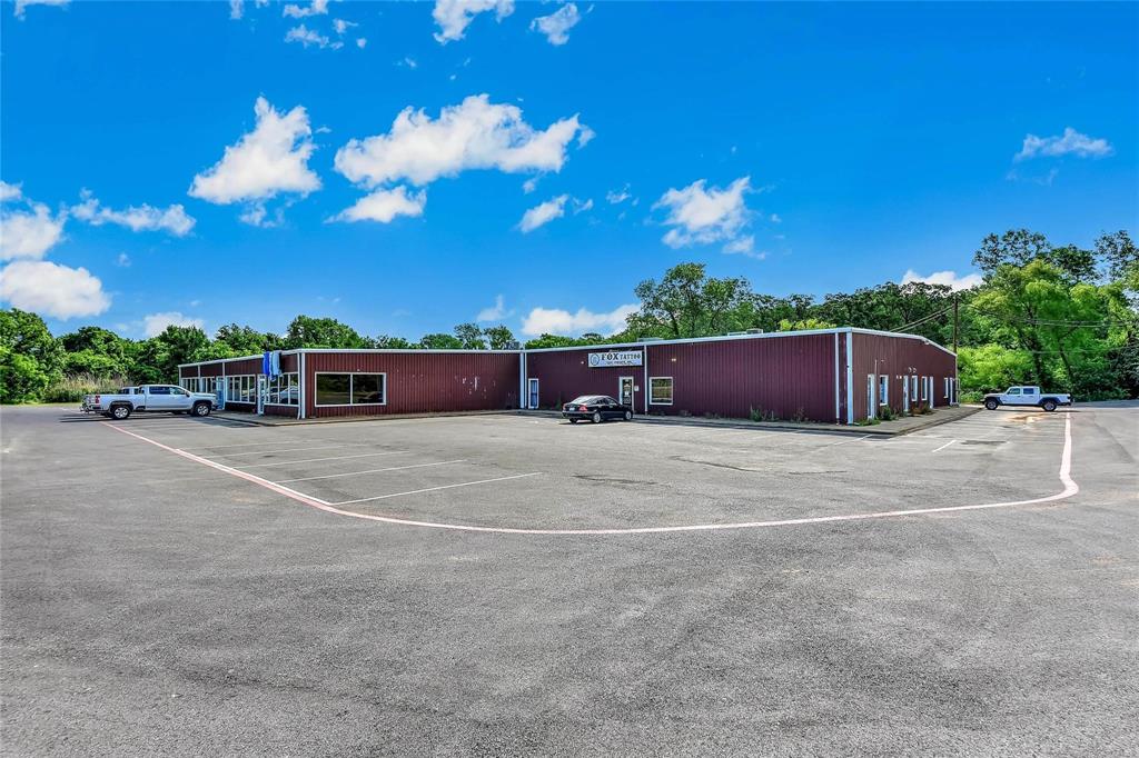 BREEZY HILL ADDITION - Commercial Sale