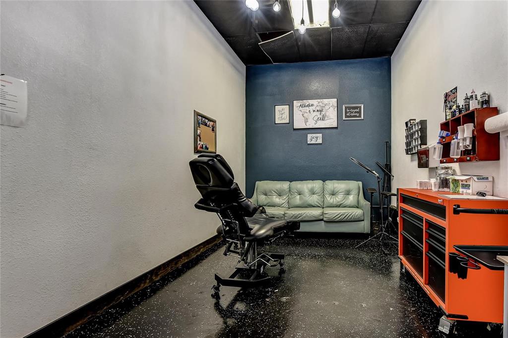 BREEZY HILL ADDITION - Commercial Sale