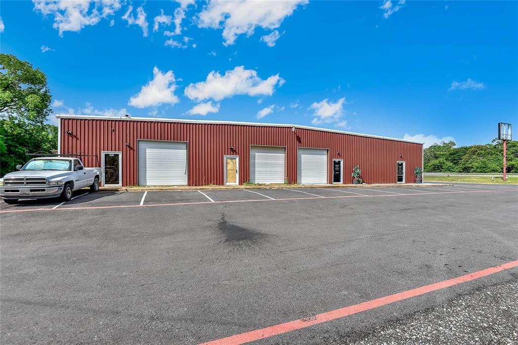 BREEZY HILL ADDITION - Commercial Sale