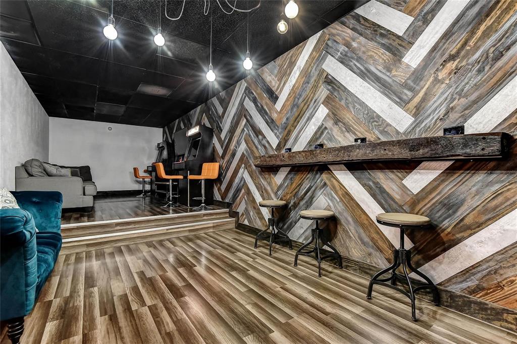 BREEZY HILL ADDITION - Commercial Sale