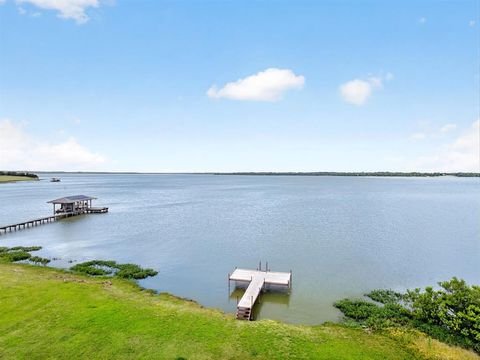 Photo of 521 Ideal Circle, Quinlan, TX 75474 (MLS # 21278264)