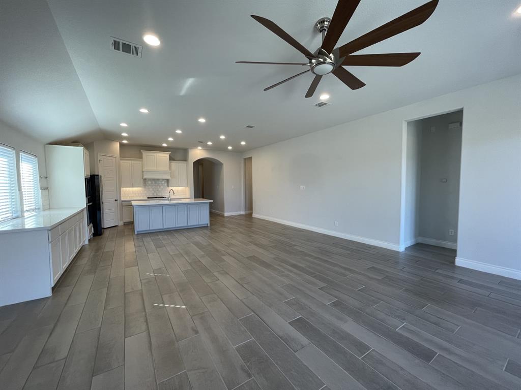 Ventana - Residential Lease